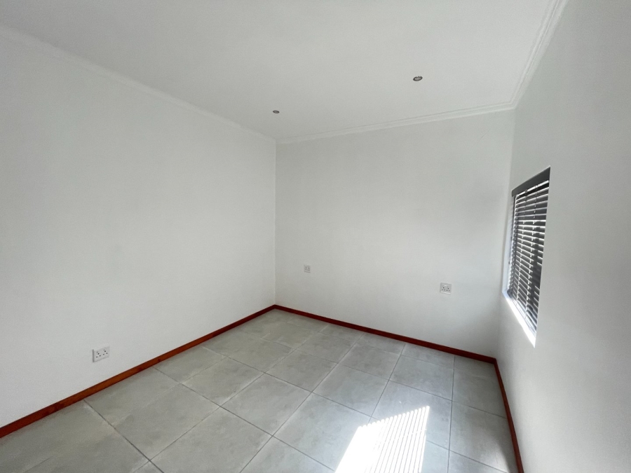 4 Bedroom Property for Sale in Wild Olive Estate Free State